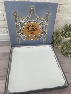 Item thumbnail for item 5f086f55-81fb-4630-8066-af21d1c5c2b3