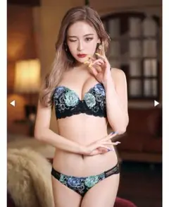 【新品未使用】DRW ブラ＆ショーツ Tバック＆フルバック付き豪華3点セット