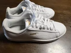 PUMA ホワイト ゴールド スニーカーのサムネイル