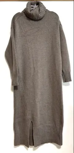 SHIPS タートルネックニットワンピース ベージュ　ロング