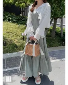 値下げしました！ GRLリボン付きVネックノースリーブティアードワンピース