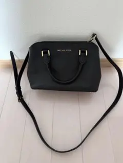 マイケルコース　ショルダーバッグ