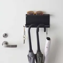 Item thumbnail for item e1b801a9-bf70-415e-a746-23be84f74e59