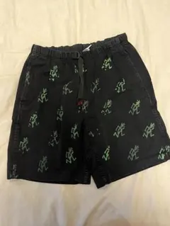 【希少】 gramicci 黒 緑模様 メンズショートパンツ M