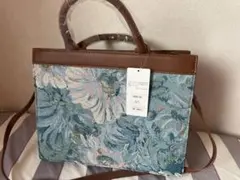 フラワー柄ショルダーバッグ