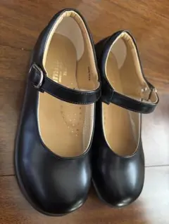 familier 19cm 黒　ストラップシューズ