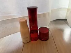 ヤクルト化粧品　Lactiful Moist Up Milk ・ラクトデューのサムネイル