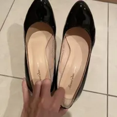 お値下げしました　ブラック　エナメルヒール