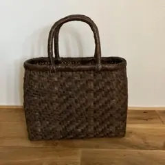 山胡桃のバッグ