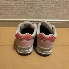 new balance ピンクスニーカー　14.0