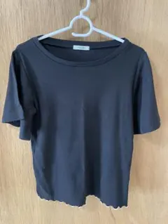 POUDOUDOU黒フレア袖Tシャツ裾 波型 プードゥードゥーのサムネイル