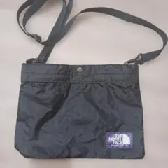 美品　THE NORTH FACE ブラックサコッシュ