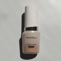MAQuillAGE　エッセンスリキッドEX　オークル10