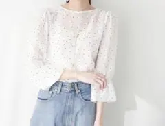 La boutique BonBon シフォンドットビスチェ風カットソー - メルカリ