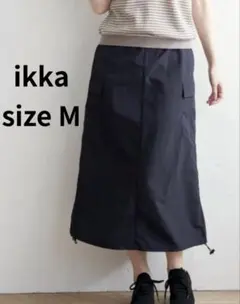 【ikka】カーゴロングスカート ドローコード ナイロン ネイビー Mのサムネイル