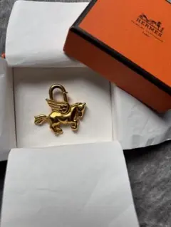 2025年最新】エルメス カデナ ペガサスの人気アイテム - メルカリ