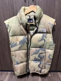 pinkりこ ⭐︎THE NORTH FACE カモフラージュ ダウンベスト THE NORTH FACE（ザノースフェイス）の「THE NORTH FACE