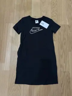 タグ付き　NIKE ブラック ワンピース 140