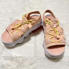 今だけセール中‼️NIKE AIR MAX KOKO SANDAL ピンクのサムネイル