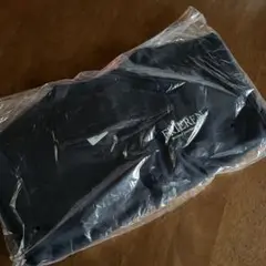 GUスウェット 葬送のフリーレン 　ハーフジッパー Sサイズ