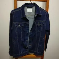 Item thumbnail for item f8f4b46c-58d8-43a5-899e-c2d7f4ae722d