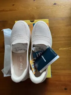新品SKECHERS スリップインズ オン ザ ゴー フレックス ラディアントのサムネイル