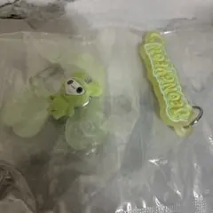 TWICE LOVELYS アクリルカラビナフロッキーマスコット ジョンヨン