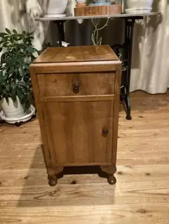 2点まとめて　棚　サイドボード　ラック　古家具　古道具　アンティーク　昭和レトロ 2点まとめて 棚 サイドボード ラック 古家具 古道具