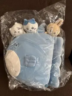 ★ちいかわ　うさぎ　ハチワレ　マンボウでおでかけクッション★