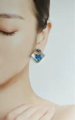 値下げ　美品　ハンドメイド　紫陽花　あじさい　ブルー　ピアス　イヤリング