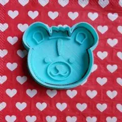 ハンドメイド 肉球型クリ抜き 英字 オブジェ 〈セメント製〉くすみ