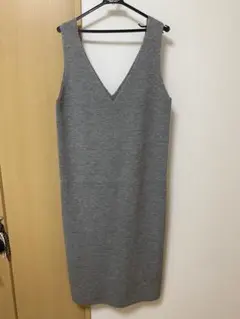 ミラオーウェン　グレー Vネック ノースリーブ ワンピース