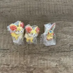 ポケモン スイングコレクション Type:Fire フォッコ×2 ビクティニ×1