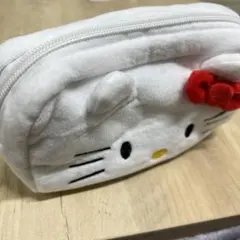 【ハローキティ】ポーチ・ペンケース　美品！