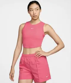 NIKEタンクトップのサムネイル