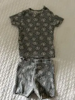 Yuu様専用☆H&M オーガニックコットン シェル柄セットアップ 75cm