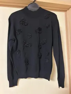 値下げ！FENNEL ニット　黒　サイズ38 花のサムネイル