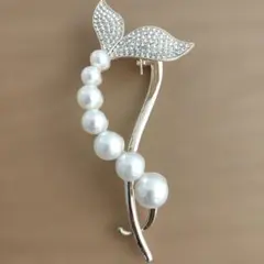 パールとクリスタルのヘアピン