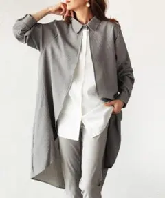OTONA ドッキングロングシャツ グレー系のサムネイル