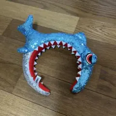 サメのスパンコールカチューシャ