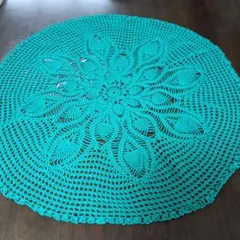 ターコイズ花模様レース編みマット　グリーン
