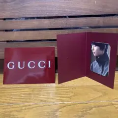 GUCCI フォトカード 赤