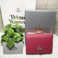 【新品・未使用】ヴィヴィアンウエストウッド　三つ折り財布　ピンク 赤系