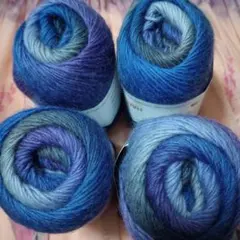 ウール100％毛糸パープルブルー系4点