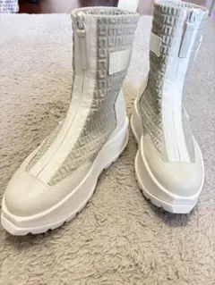 【UNITED NUDE】ホワイト/グレー 厚底ブーツ
