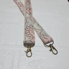 【ハンドメイド】帯リメイクスマホショルダーストラップ　シルバー