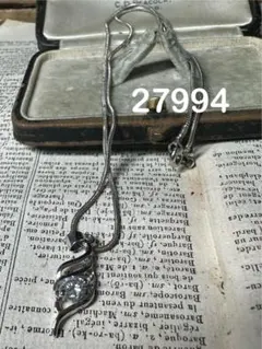 27994/シルバーのネックレス