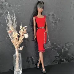 ポピーパーカー　スリムなバービー人形　服　レッド　ワンピース　& ベルト