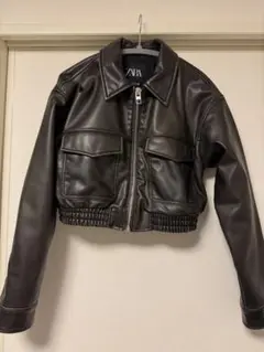ZARAショート丈ダウン レザージャケット 完売品 現行品】【L】ZARAザラ フェイクレザー ダウンジャケット｜Yahoo
