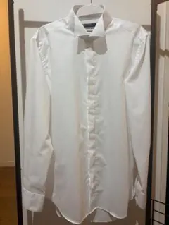 ウイングカラーシャツ